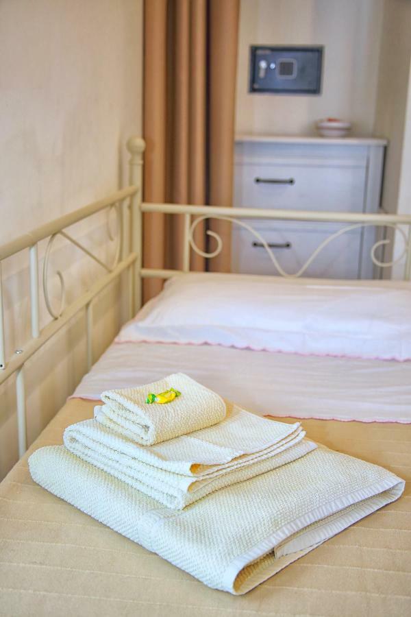 Antica Stazione Apartment Taormina Ngoại thất bức ảnh